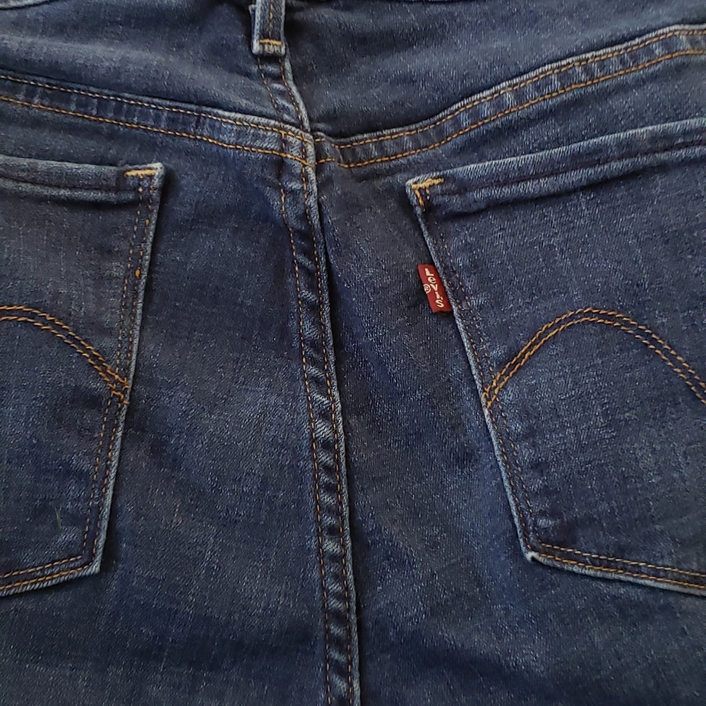 Levi's Mid-Rise Skinny Jeans